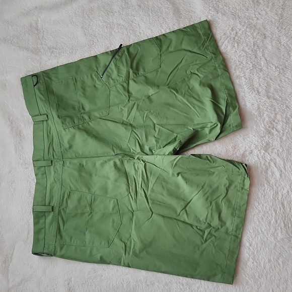 Tahoe River Outfitters Performane All Weather Shorts Sz 44 - Picture 7 of 7